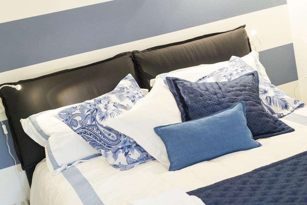 Dante Suite Private Parking โบโลญญา ภายนอก รูปภาพ